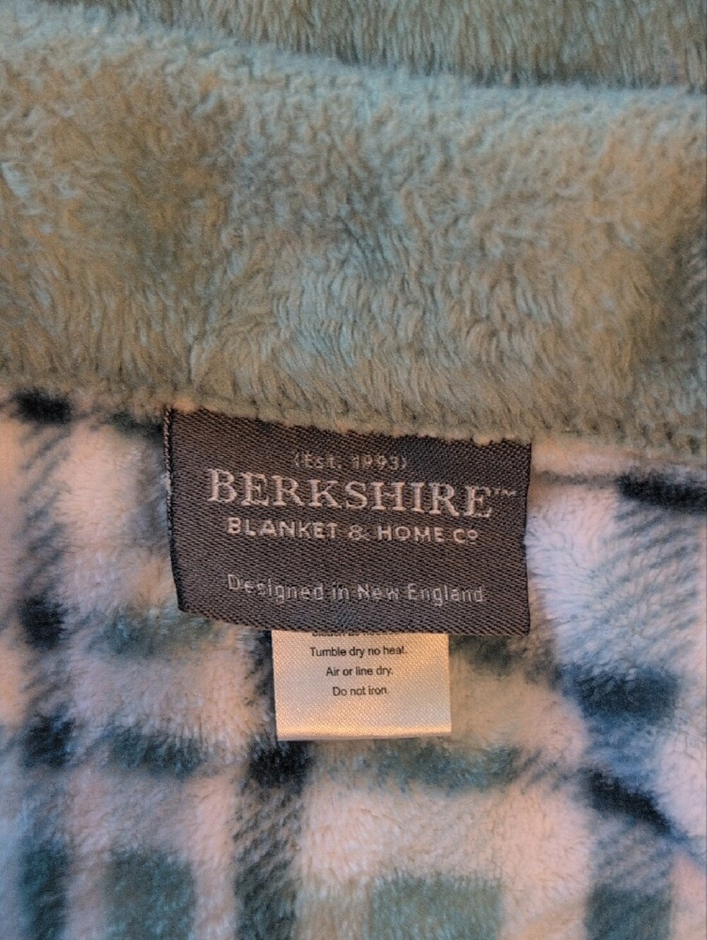 Berkshire Light Blue Plush Throw Blanket - Soft Cozy Layer - Picture 2 of 5